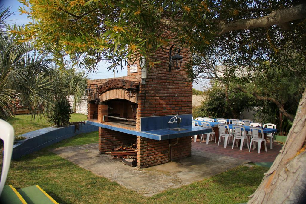 Hotel De La Torre La Paloma Exterior photo